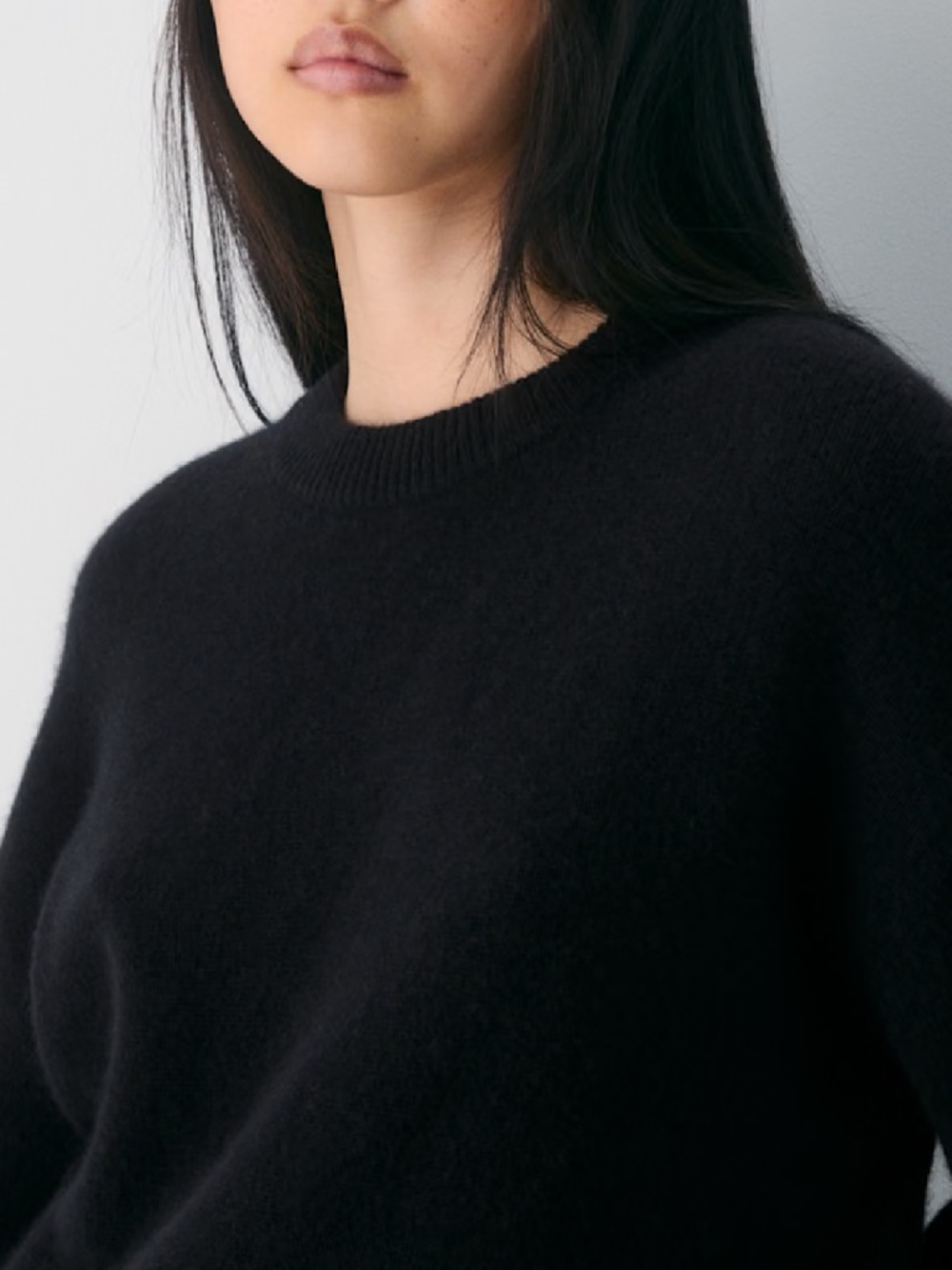 Aritzia - Babaton Cashmere Sweater - Picture 2 of 13